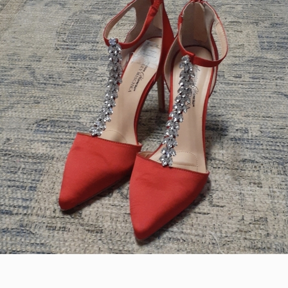 Badgley Mischka Pointed Toe High Heels - Picture 8 of 8